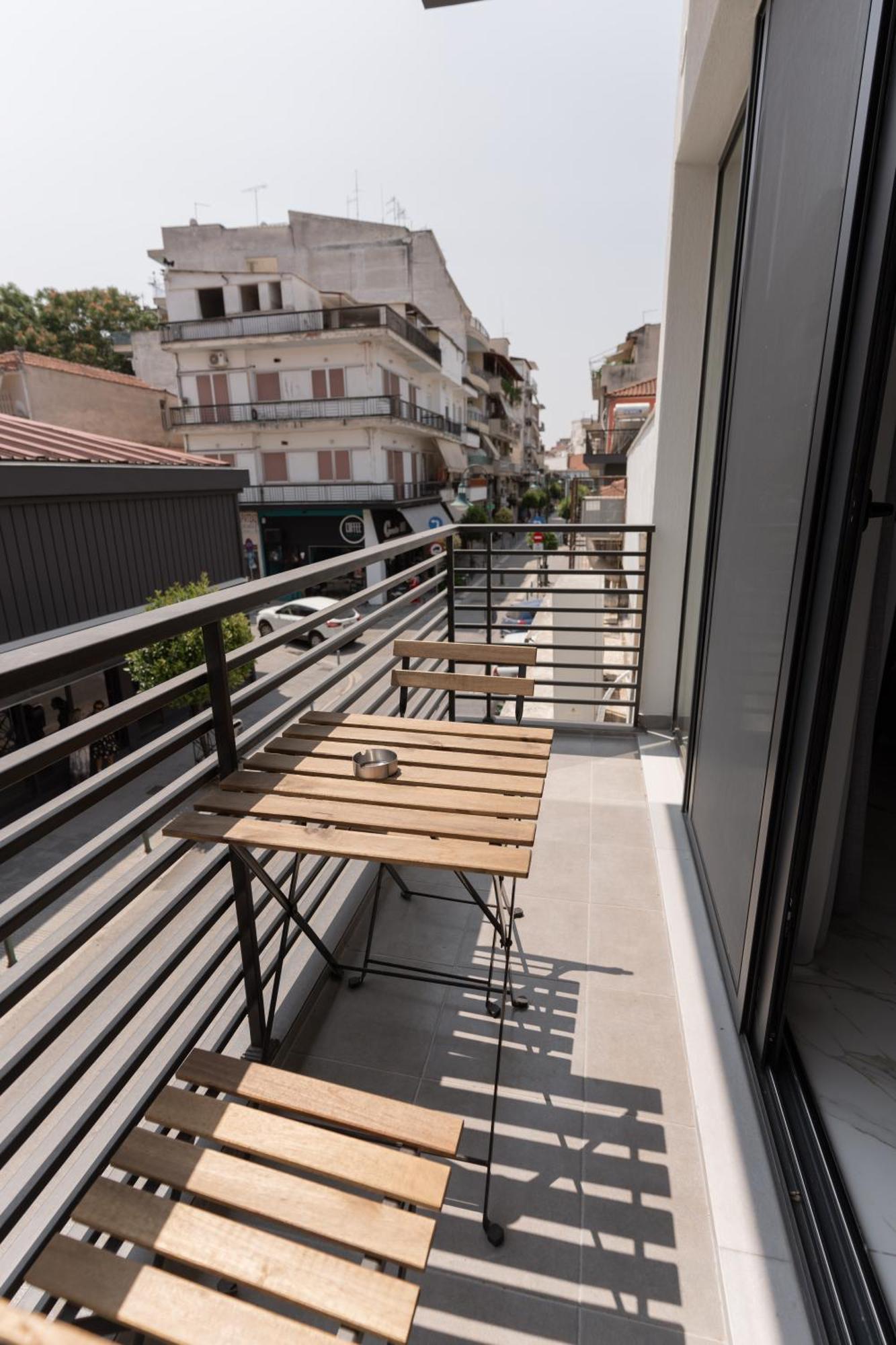 Δ17 Suites & Apartments Larissa Exterior foto